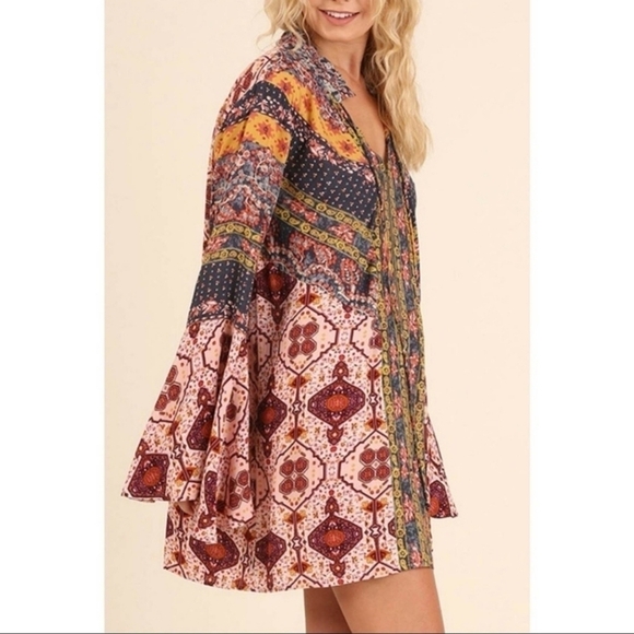 Umgee Daydream Believer Bohemian Bell Sleeve Mini Dress Medium Mixed Prints - Picture 3 of 12